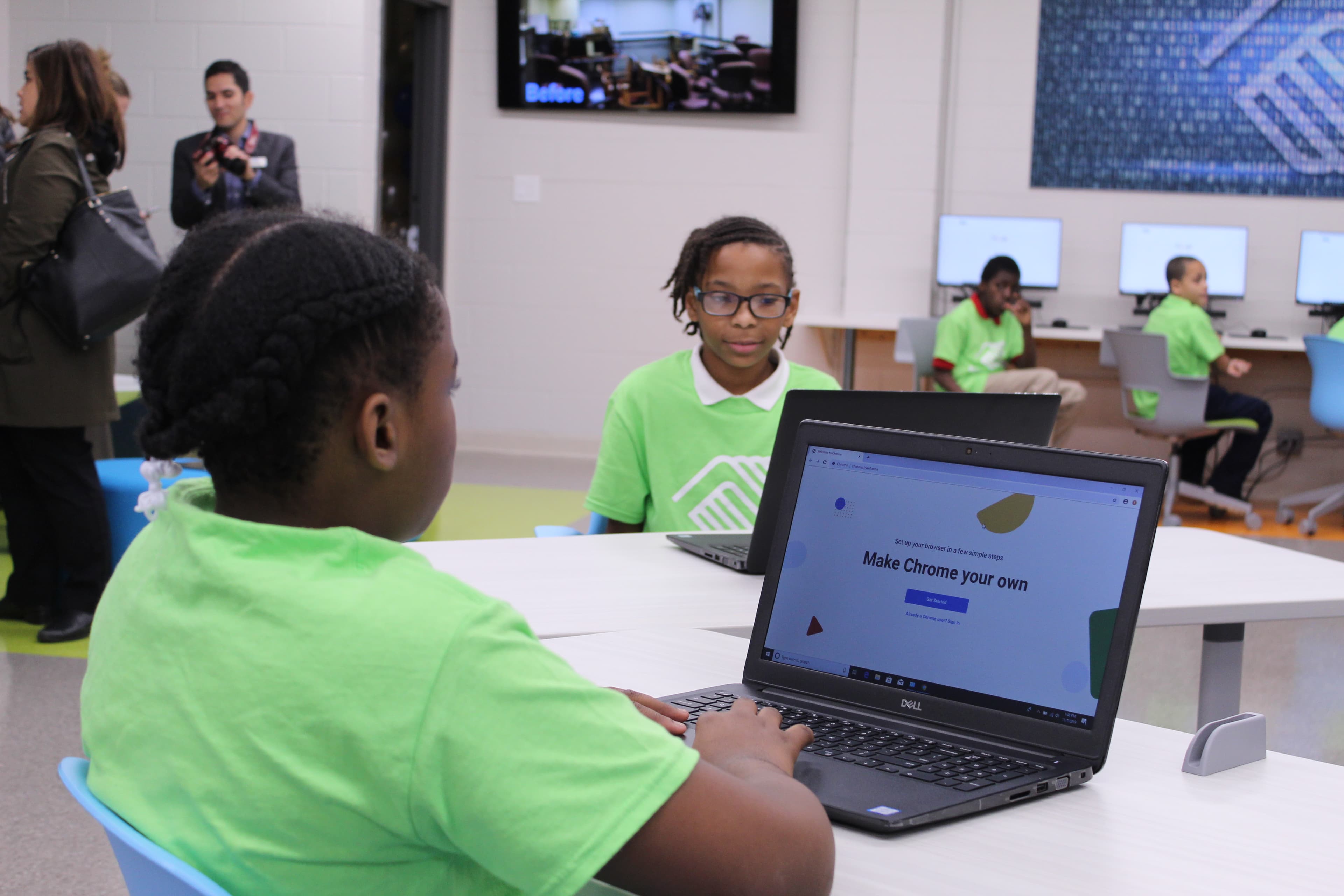 23 of 45 Chicago School Board Candidates Sign Pledge to Ban AI in Classrooms
