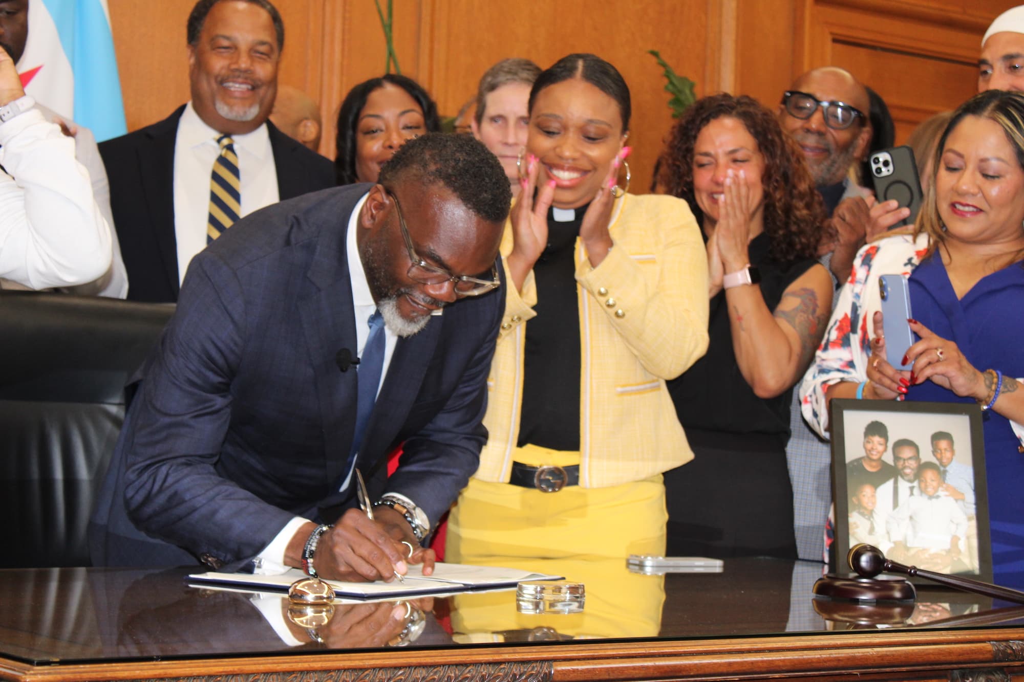 Mayor Johnson Signs Executive Order Creating Office of Gun Violence Reduction — But Skeptics Ask: Will It Work?