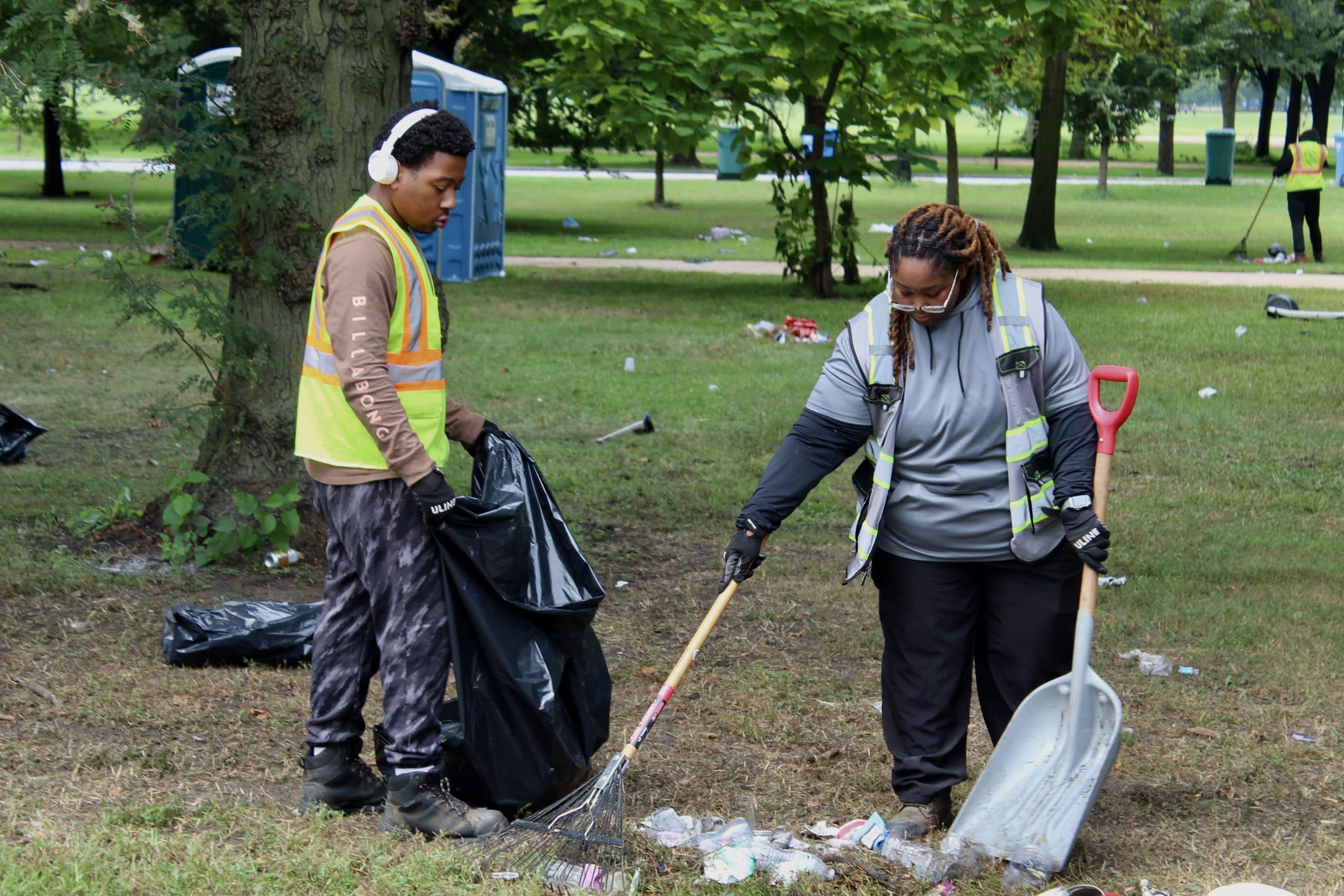 Washington Park Shooting Kills 1, Wounds 14 at Reunion Picnic